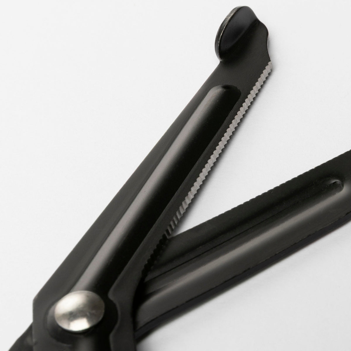 EMT Safety Shears — Blunt Tip, Serrated